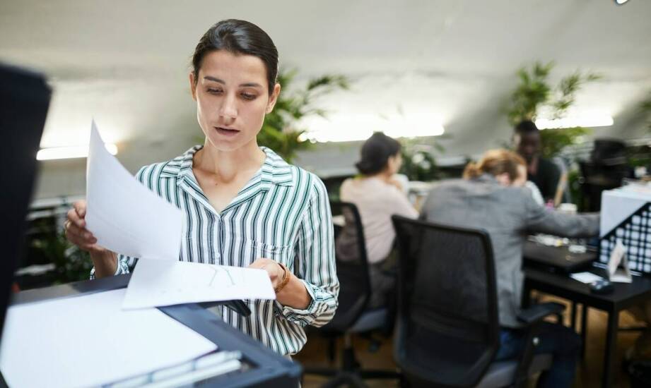 Sezonowe zatrudnienie – jak znaleźć pracę na krótki okres i co warto wiedzieć