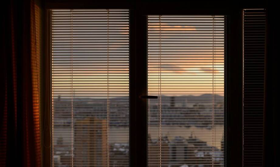 Rolety dzień noc – jak wybrać najlepsze rozwiązanie do każdego wnętrza