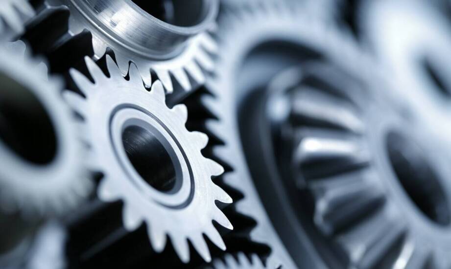 Przekładnie walcowe – budowa, zastosowania i znaczenie w napędach maszyn