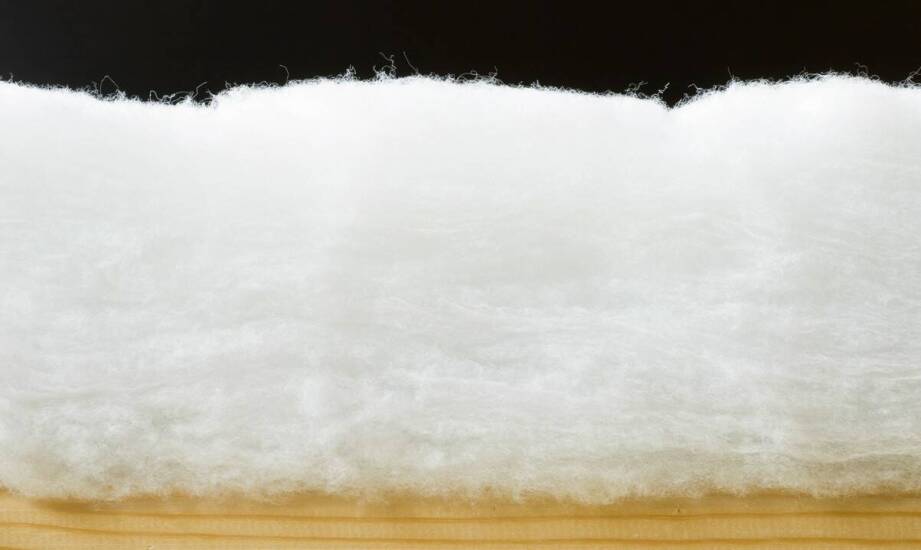 Ocieplanie domu granulatem wełny – skuteczność, korzyści i zastosowanie