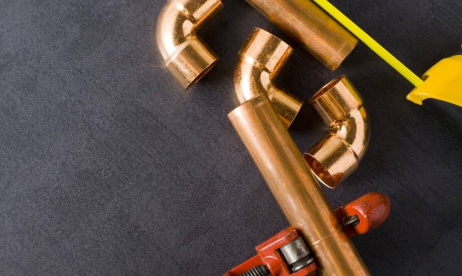 Jak zapobiegać zatorom w rurach i utrzymać sprawną instalację hydrauliczną