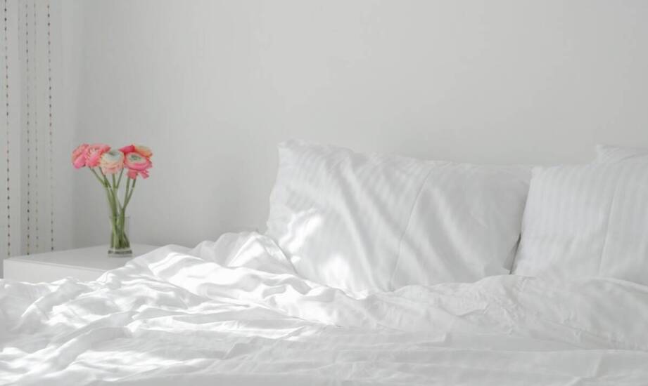 Bawełniana pościel – co warto wiedzieć przed zakupem i jak o nią dbać