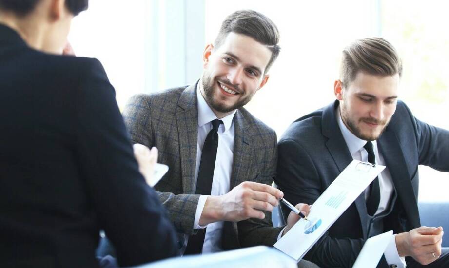 Doradztwo biznesowe – kluczowe obszary wsparcia i możliwości rozwoju firm