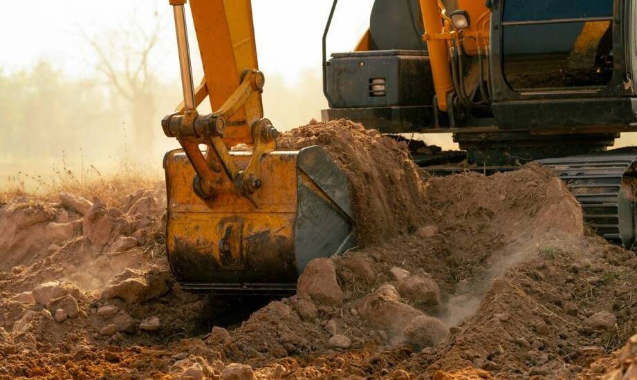 Roboty ziemne od podstaw – zastosowanie i znaczenie w budownictwie