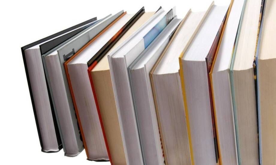 Na czym polega prowadzenie ksiąg handlowych w firmie i jak przebiega proces