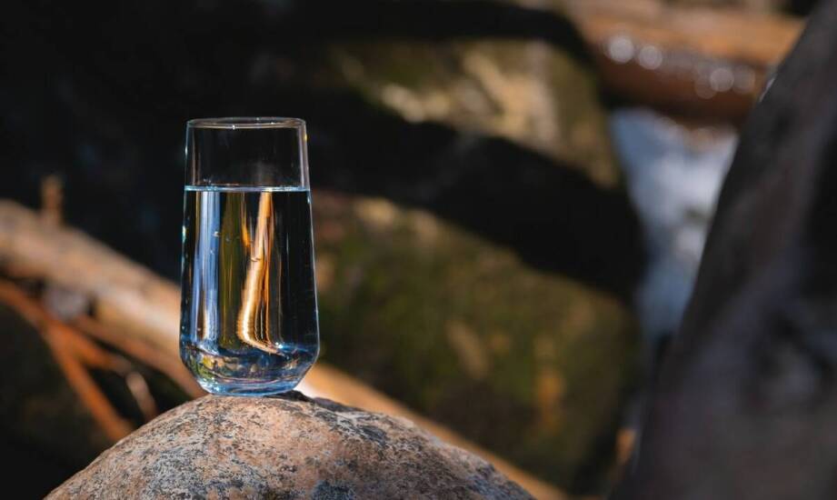 Szkło Lacobel – zastosowania, zalety i inspiracje w aranżacji wnętrz