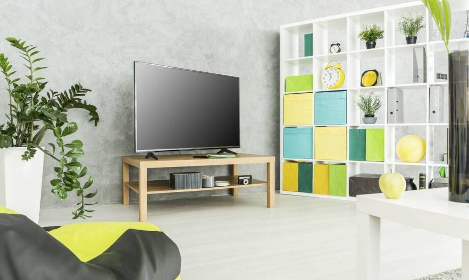 Stoliki pod telewizor – inspiracje i trendy w urządzaniu nowoczesnego salonu