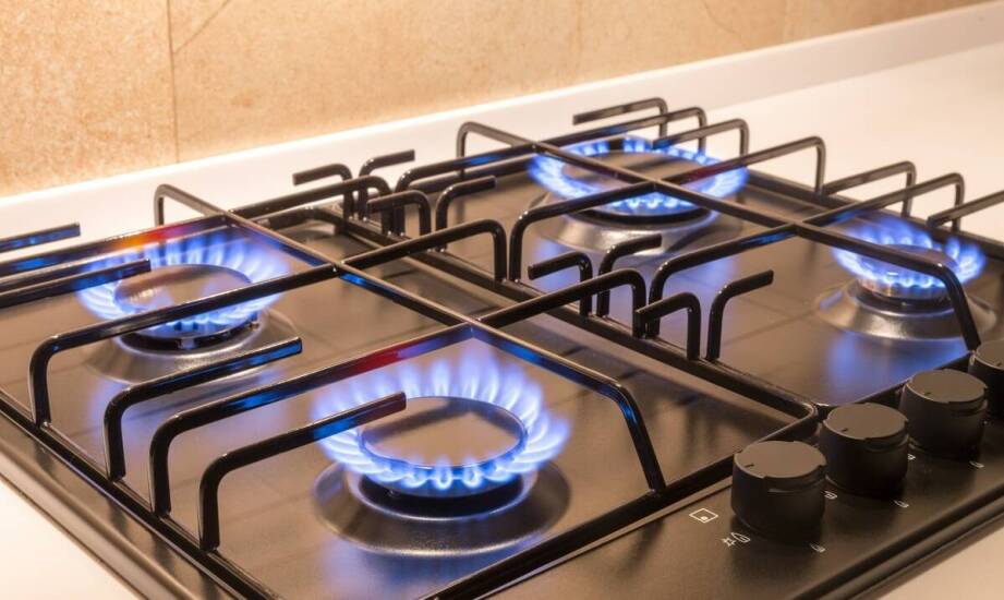 Jak zabudować piec gazowy i stworzyć spójną aranżację wnętrza