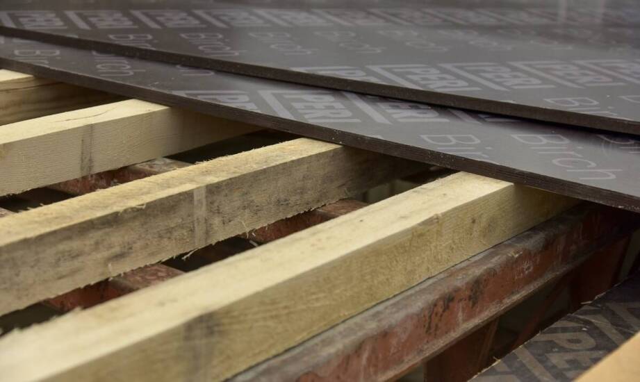 Deski kompozytowe — właściwości, zalety i zastosowania w nowoczesnych tarasach