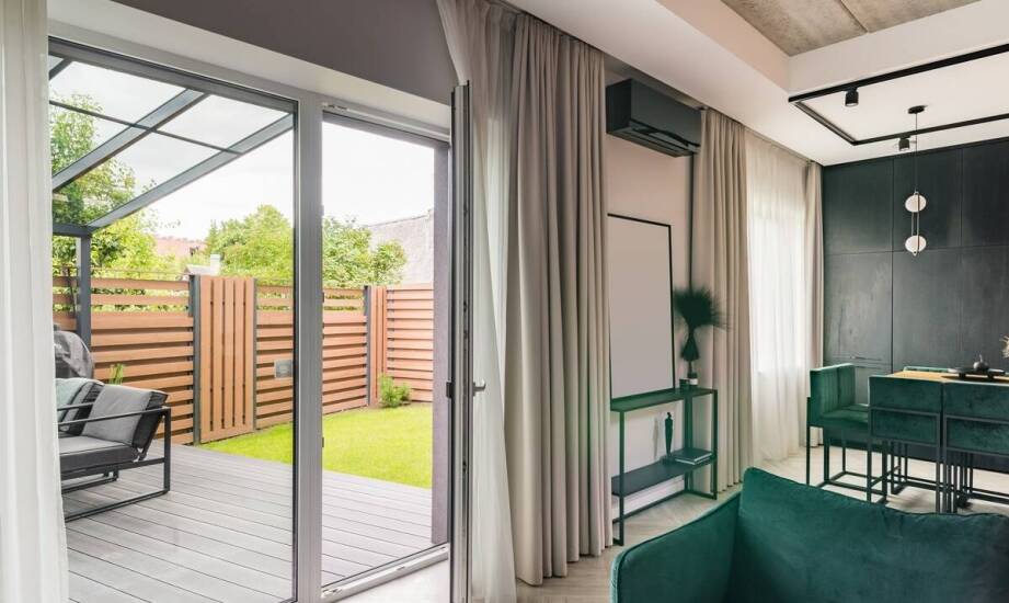 Brama przesuwna – funkcje, rodzaje i zalety w codziennym użytkowaniu