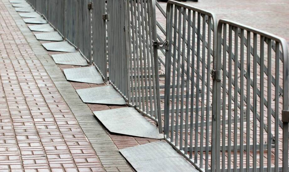 Balustrady – inspiracje, materiały i praktyczne wskazówki do wyboru