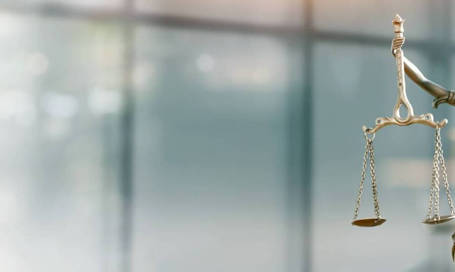 Zakres usług adwokata – jakie sprawy można powierzyć kancelarii prawnej