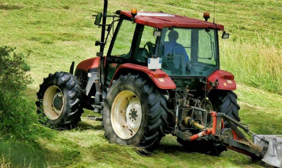 Jakie czynniki wpływają na trwałość części do maszyn rolniczych?