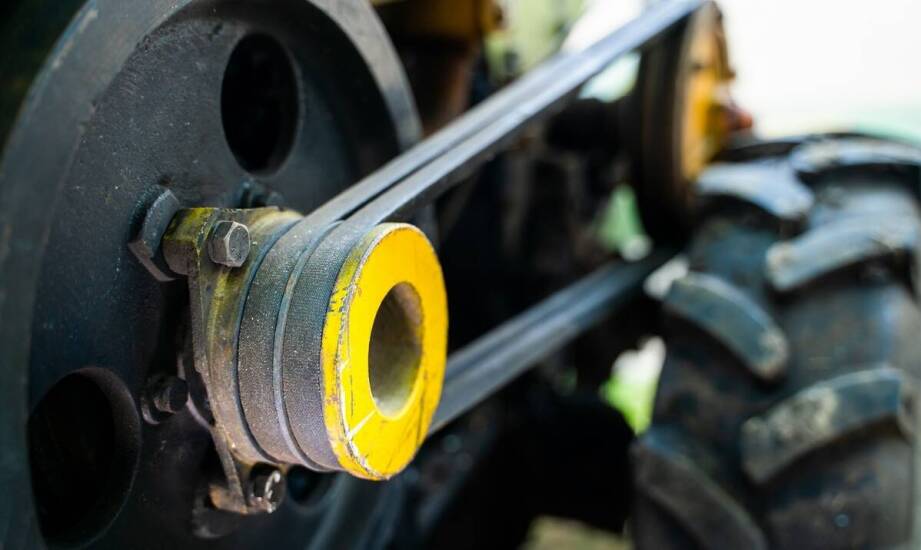 Najczęstsze usterki maszyn rolniczych i sposoby doboru części zamiennych