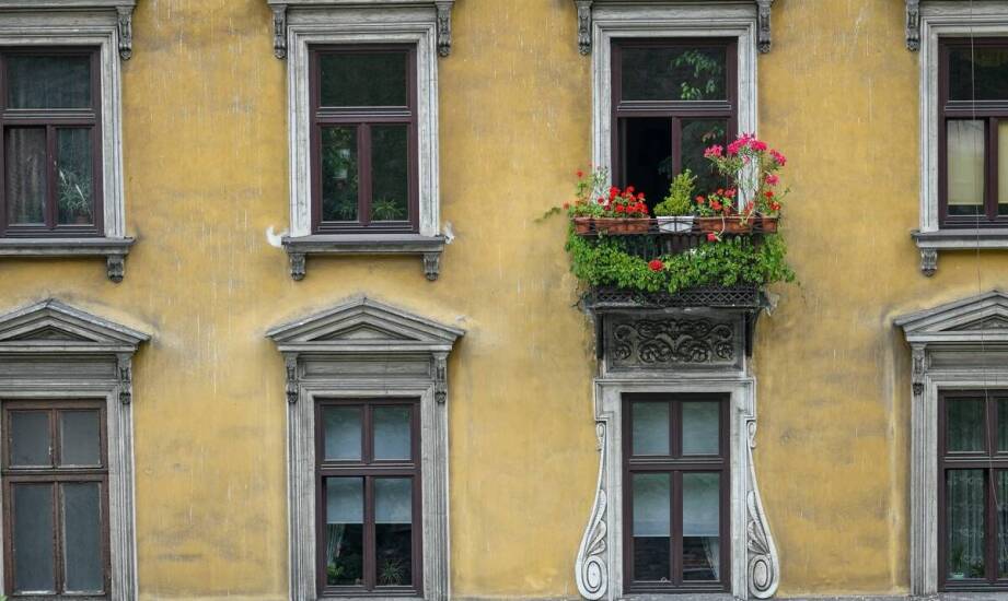Okna balkonowe – funkcjonalność, styl i komfort użytkowania w jednym