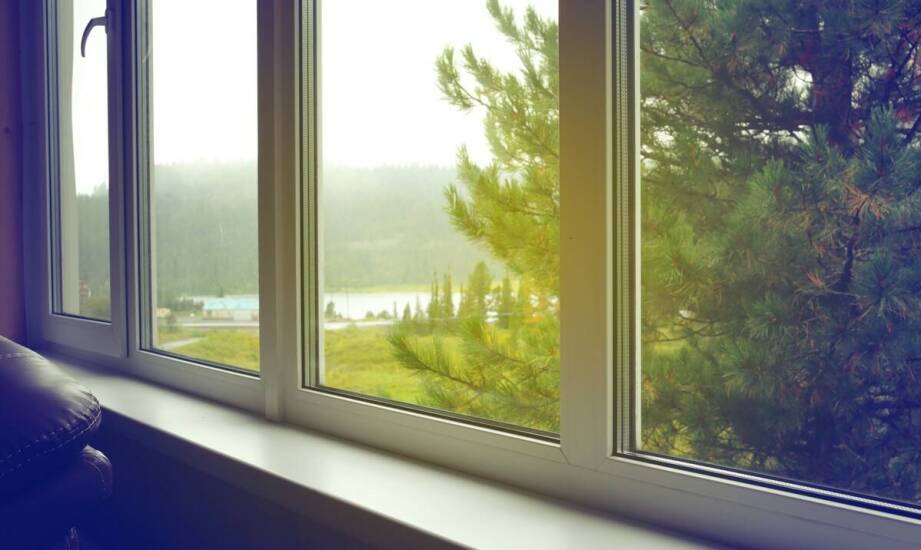 Okna PCV – najważniejsze cechy, zalety i zastosowania w budownictwie