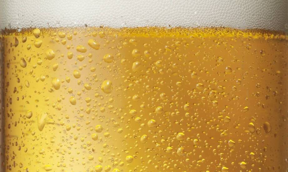 Czeskie piwa w sprzedaży hurtowej – co warto wiedzieć przed zakupem