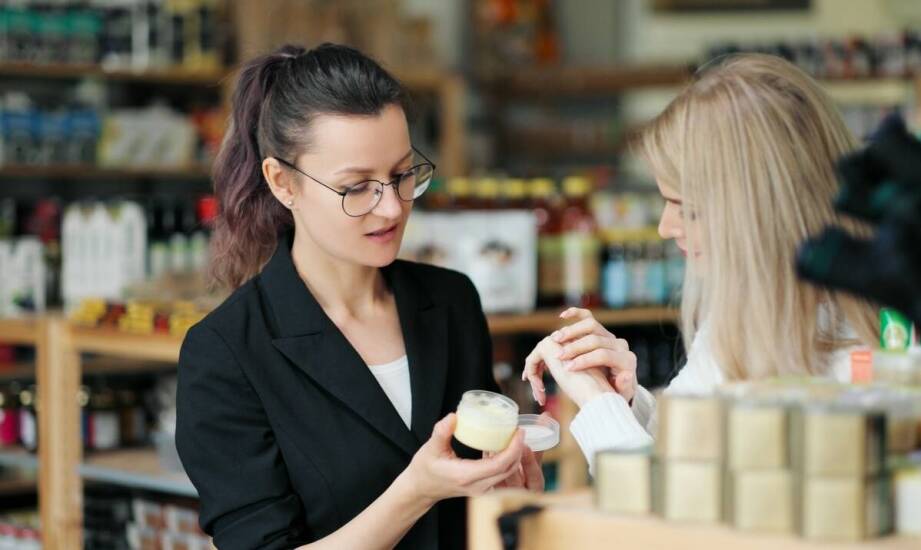 Hurtownia napojów – kluczowe czynniki wpływające na ofertę i dostępność