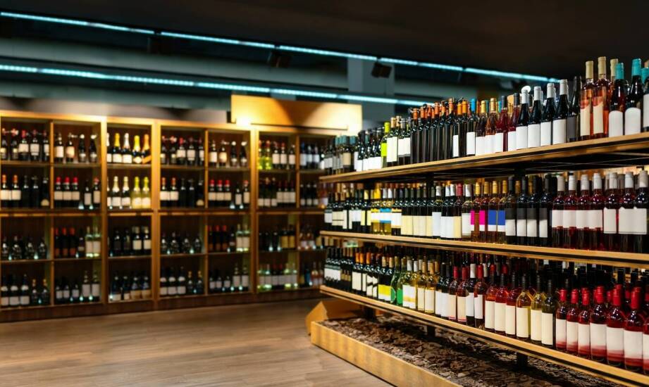 Szeroki wybór alkoholi w hurtowniach – aktualne trendy i kategorie trunków