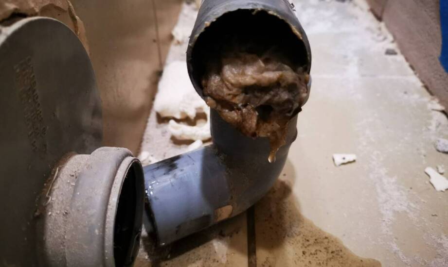 Zadymianie kanalizacji – na czym polega i kiedy warto je stosować?