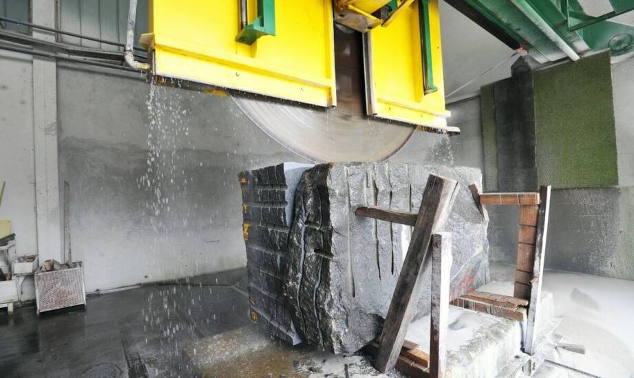 Najczęstsze skutki wilgoci w budynkach i sprawdzone sposoby ich ograniczania