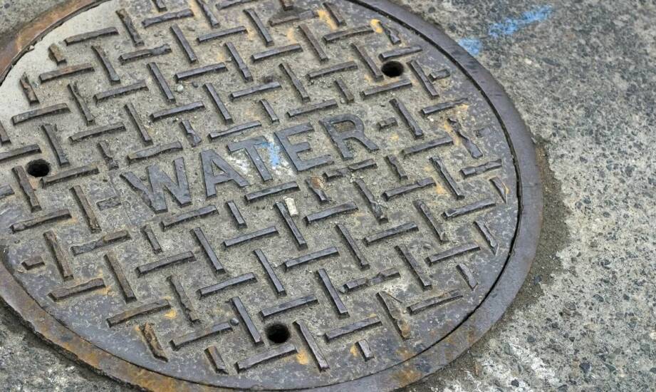 Lokalizowanie wycieków w instalacjach wodnych – najważniejsze informacje