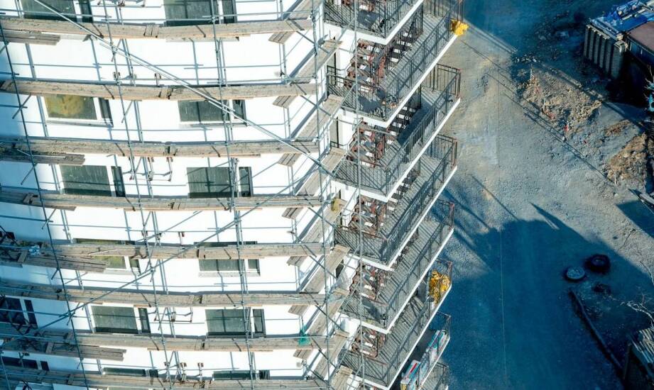 Kiedy niezbędne jest osuszanie budynków po kontakcie z wodą? Najważniejsze fakty