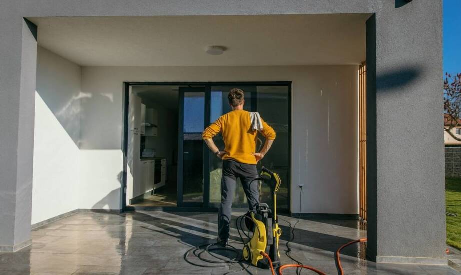 Wilgoć po zalaniu – jak skutecznie usuwać zawilgocenie z mieszkań