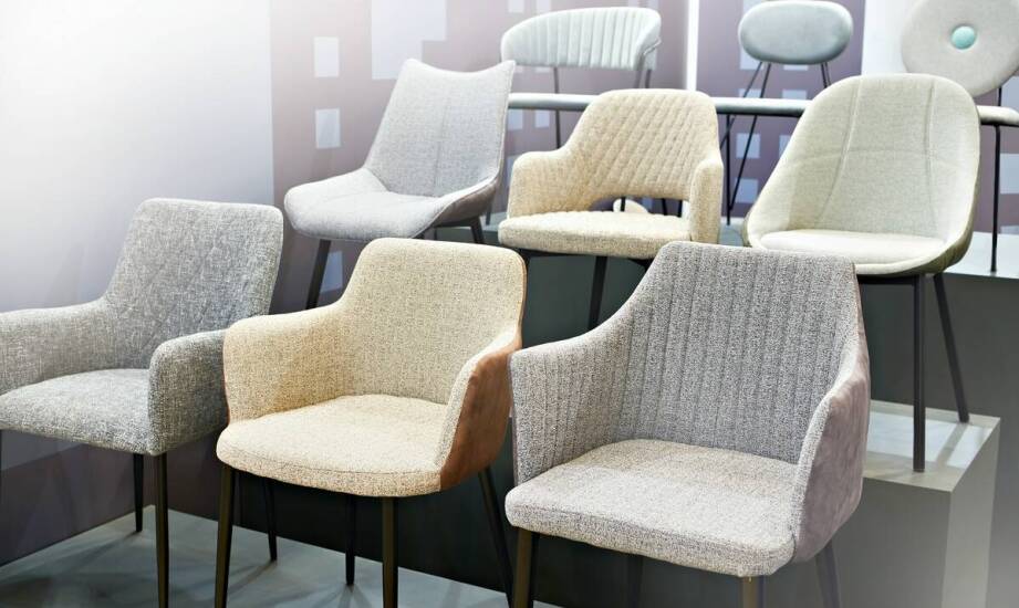 Jak powstają krzesła tapicerowane – etapy produkcji i wybór materiałów