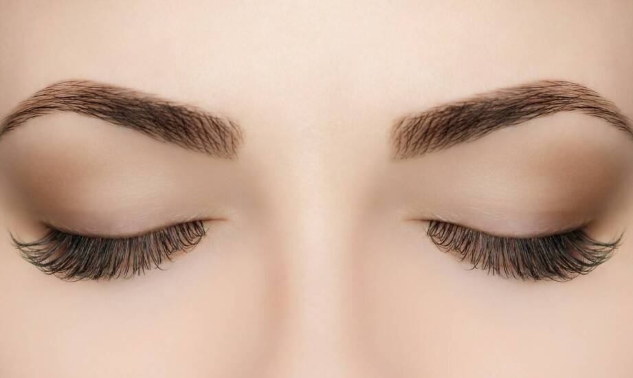 Czym jest plastyka powiek?