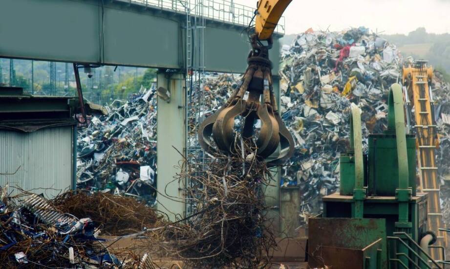 Odzysk odpadów stałych – metody, znaczenie i wpływ na ochronę środowiska