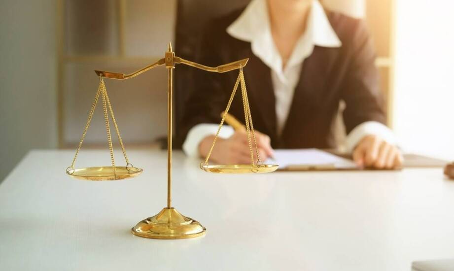 Jak przebiegają analizy prawne i jakie mają znaczenie w codziennych sprawach