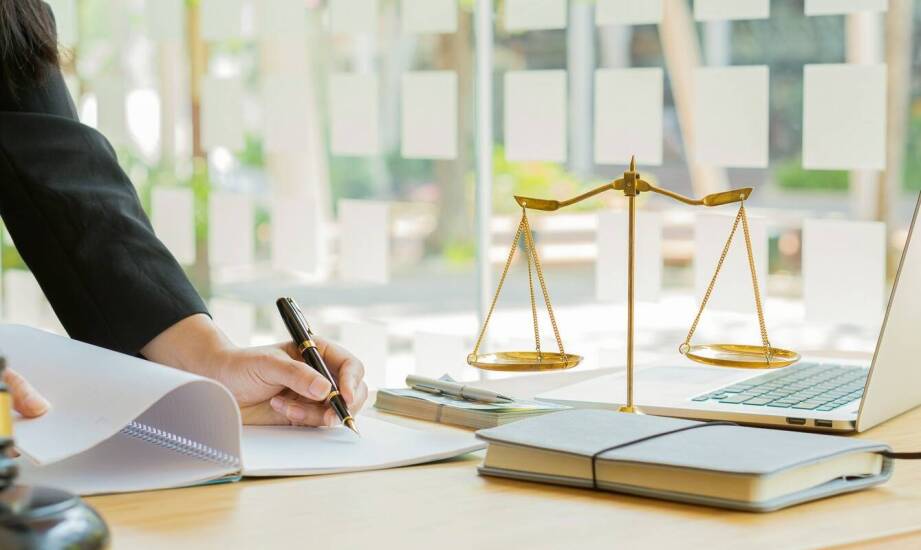 Najczęściej zadawane pytania dotyczące współpracy z kancelarią prawniczą