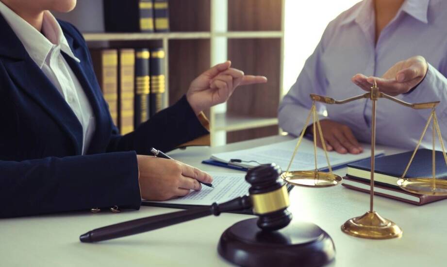 Zakres obowiązków radcy prawnego – jakie sprawy podlegają konsultacjom