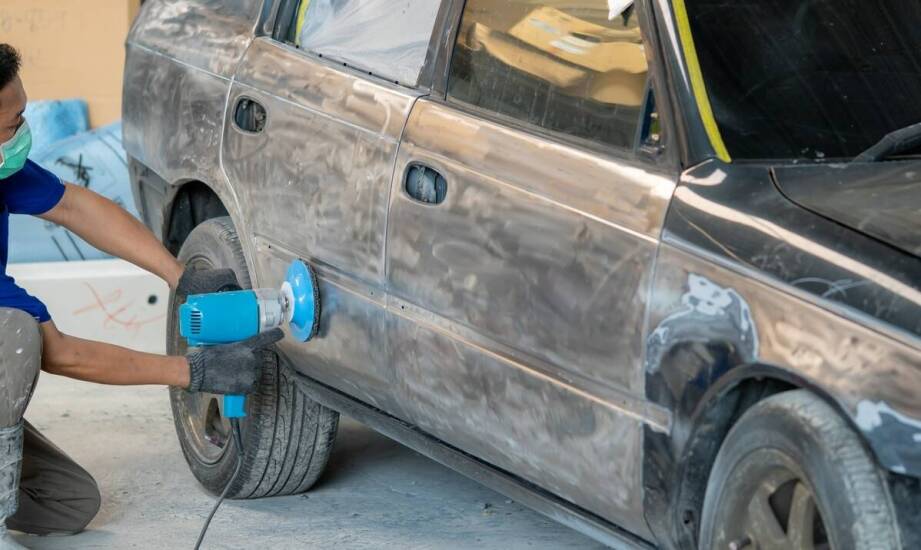 Złomowanie pojazdów i sprzętu – jak przygotować się do oddania na złom