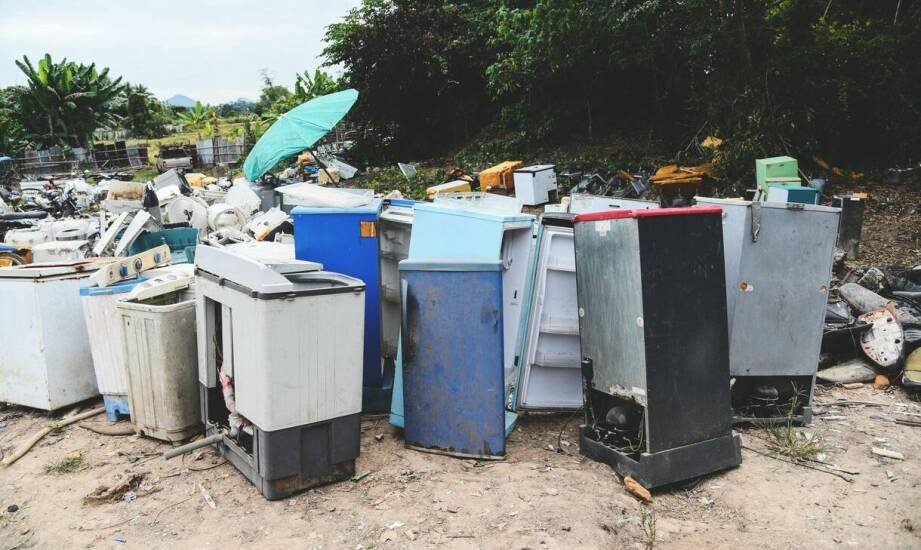 Co zrobić ze starym sprzętem? Zasady i korzyści oddawania elektrośmieci