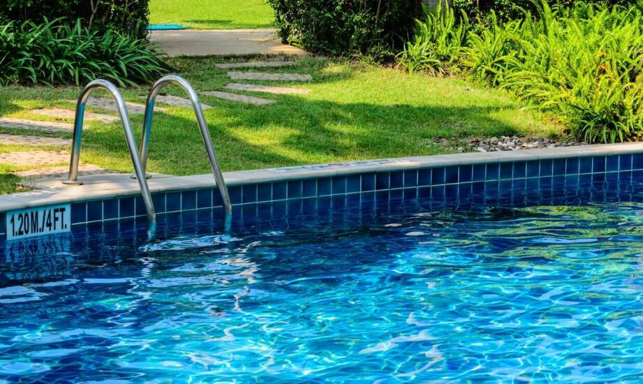 Baseny z bieżnią – innowacyjne połączenie pływania i treningu fitness