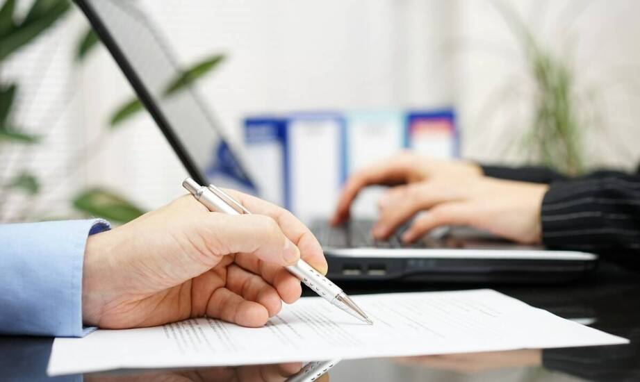 Zakres usług świadczonych przez notariusza – najczęstsze czynności notarialne