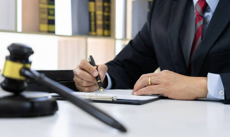 Jakie dokumenty przygotować do wizyty u notariusza i na co zwrócić uwagę