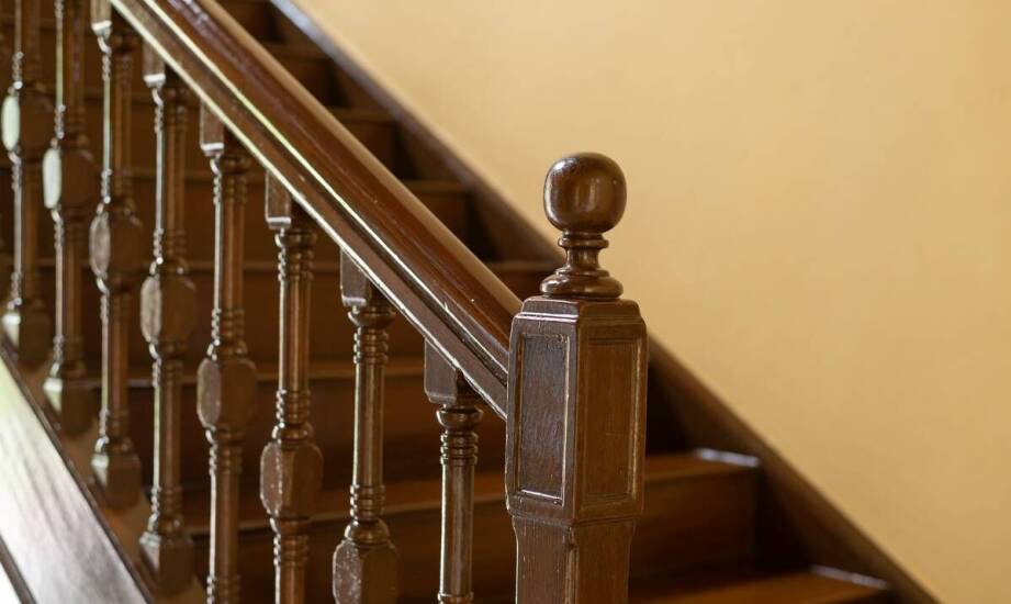 Balustrady metalowe – zastosowanie, zalety i inspiracje do różnych przestrzeni