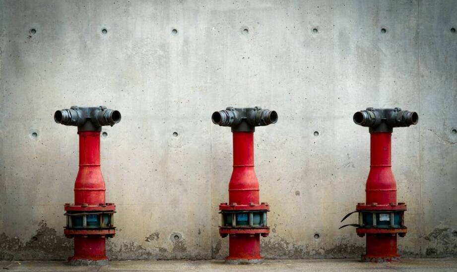 Przemysłowe instalacje hydrantowe – funkcje, budowa i rola w bezpieczeństwie