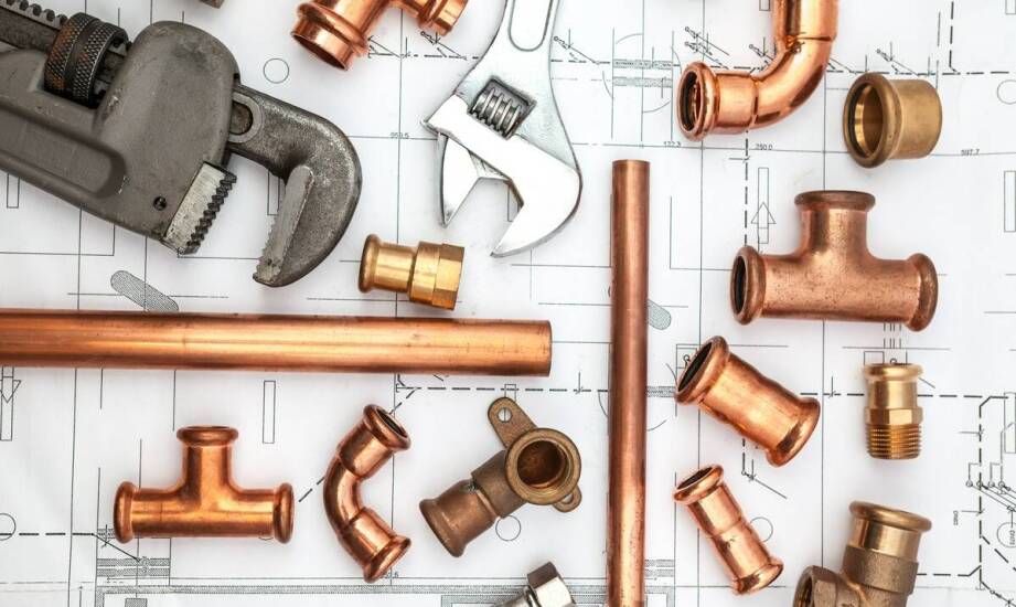 Przemysłowe instalacje sanitarne – rozwiązania wspierające sprawność produkcji