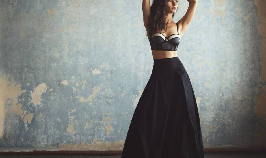 Czarne sukienki w rozmiarze plus – inspiracje i wskazówki do stylizacji