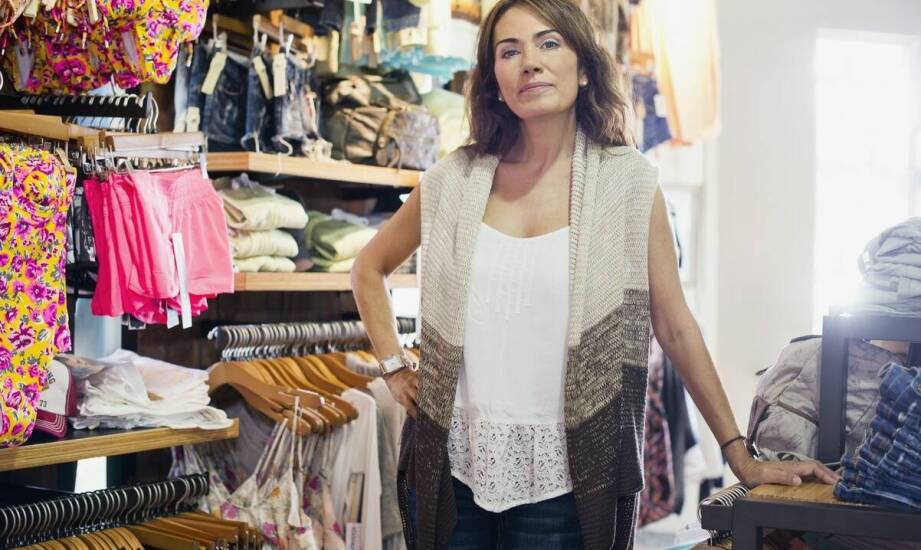 Kardigany damskie w dużych rozmiarach – wygoda, fasony i stylizacje sezonu