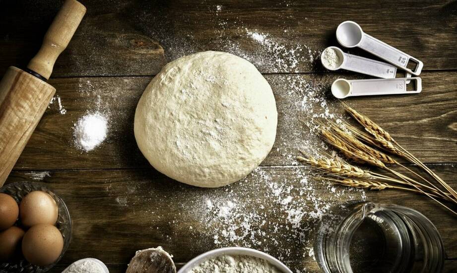 Włoska mąka do pizzy – rodzaje, zastosowanie i sekrety przygotowania ciasta