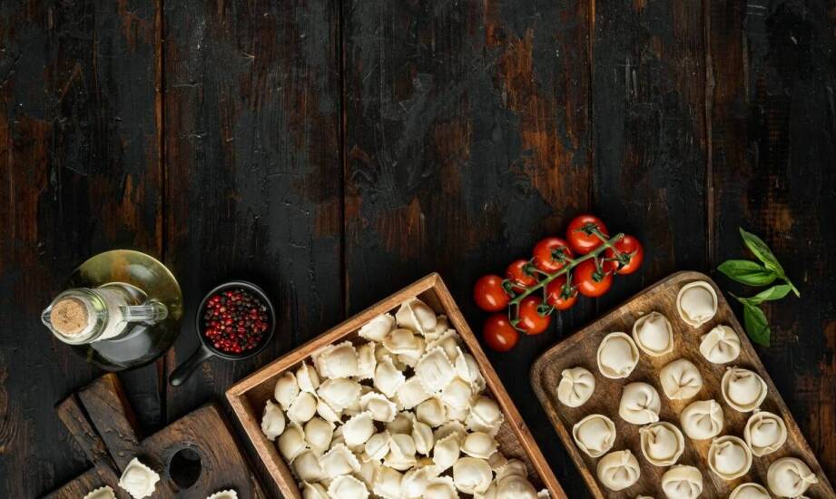 Mozzarella i burrata – różnice, zastosowanie oraz inspiracje kulinarne