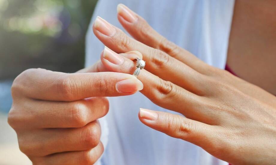 Trendy w obrączkach – inspiracje, materiały i popularne motywy ślubne