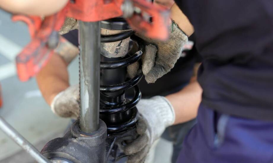 Pompa wspomagania – jak przebiega naprawa i co warto wiedzieć?