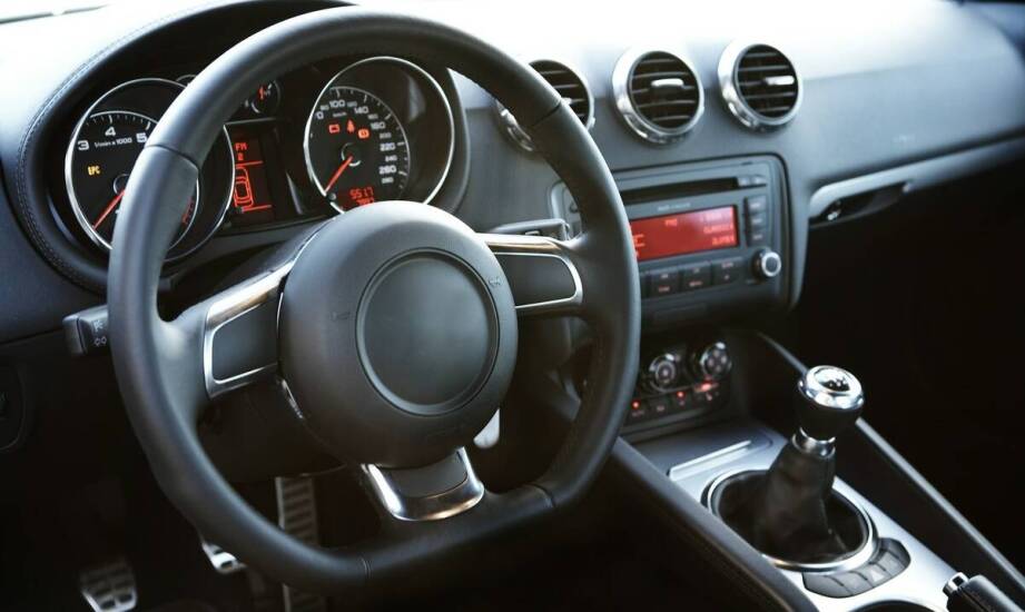 Przekładnie kierownicze – najważniejsze funkcje, budowa i objawy usterek