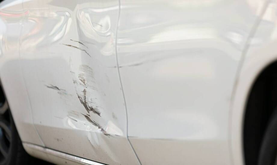 Jakie są ojawy uszkodzenia maglownicy w samochodzie?